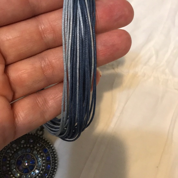 Beautiful choker with different tones of blue - Picture 4 of 6